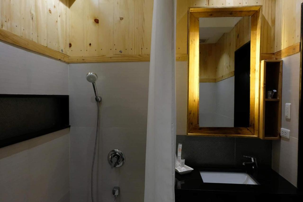 Feel Deep Dive Resort Lapu-Lapu City Exterior photo