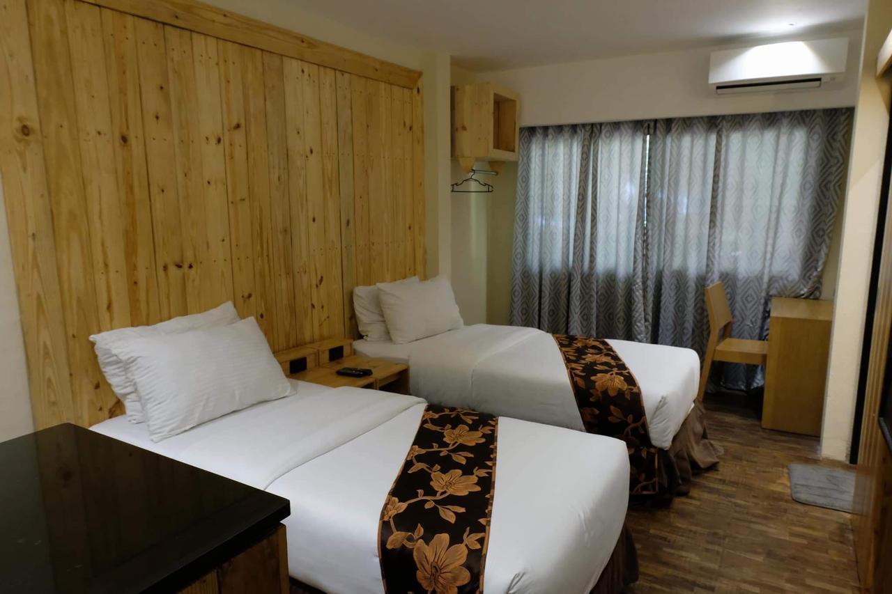 Feel Deep Dive Resort Lapu-Lapu City Exterior photo